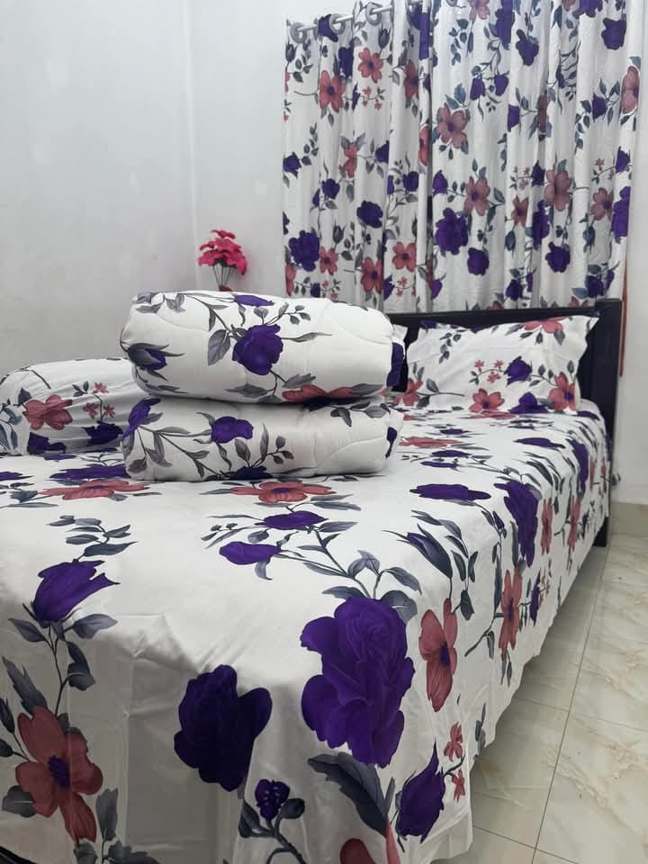 Picture of 7 Pieces Comforter + Bed Sheet Combo Set