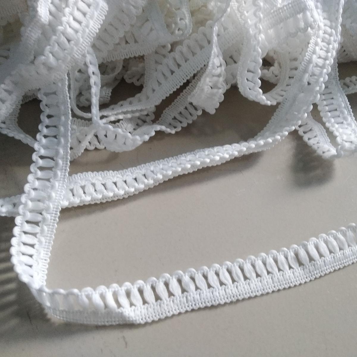 Picture of 80 Yard white and black colour lace