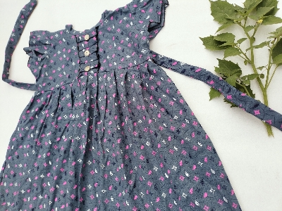 Picture of Baby girls fashionable beautiful 100% cotton dress for all season 0-4 years