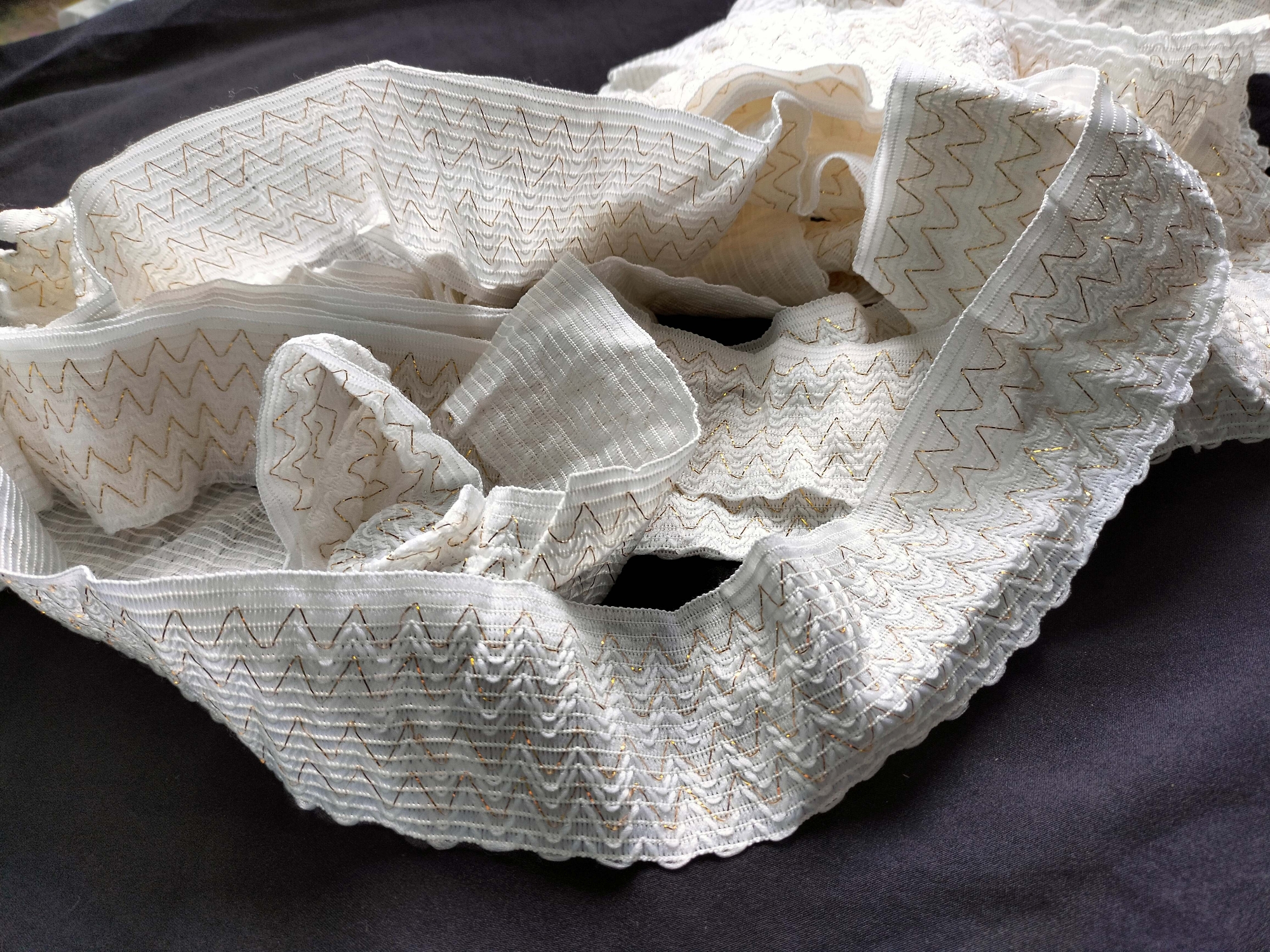 Picture of 20 yards Narrow Lace Ribbon Trim Craft Wedding Party Gift