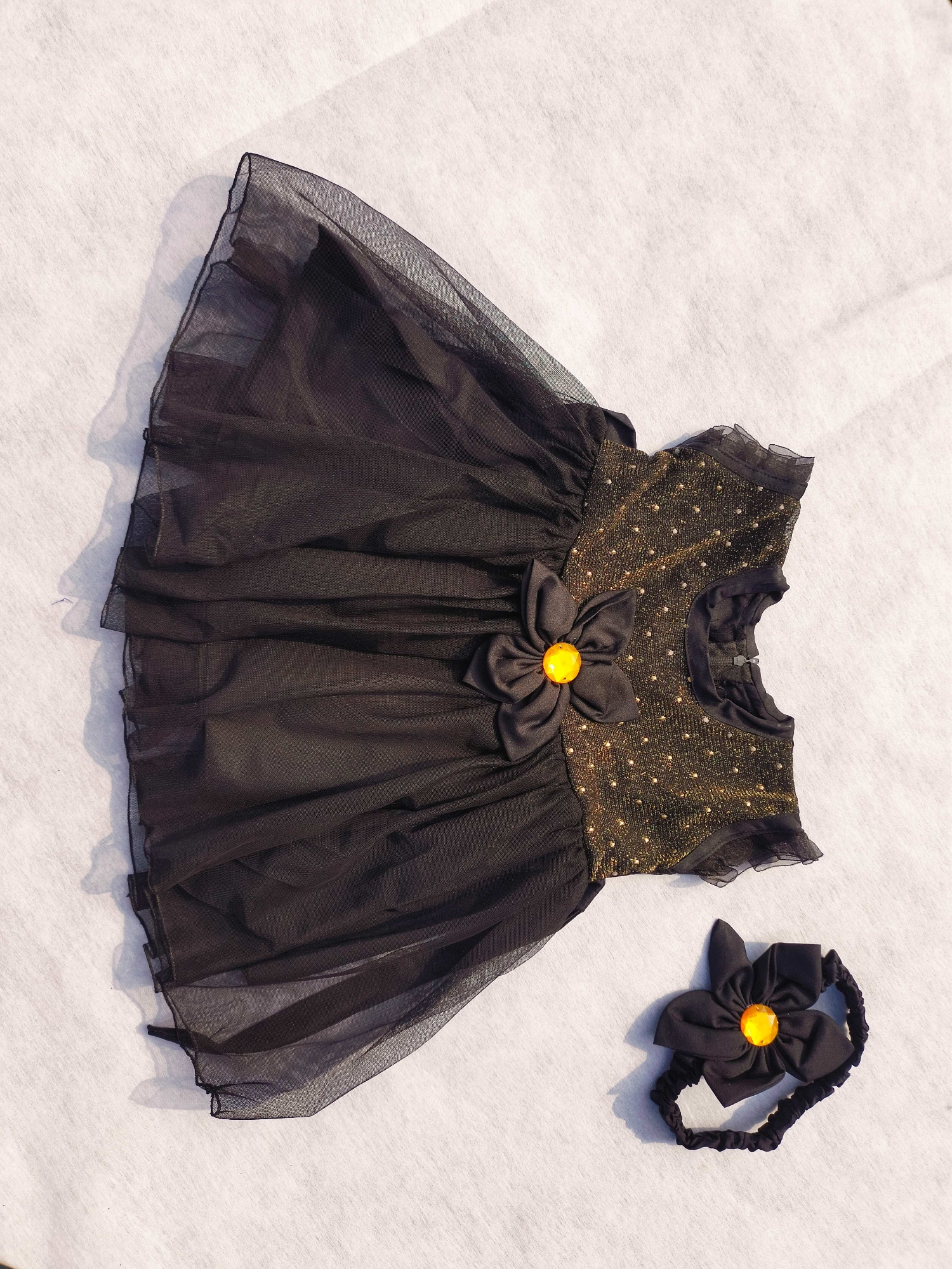 Picture of little  Girls  cotton Dress and pant set for 0-7