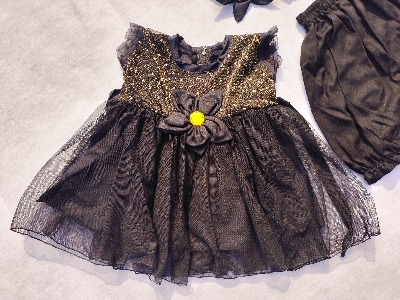 Picture of little  Girls  cotton Dress and pant set for 0-7