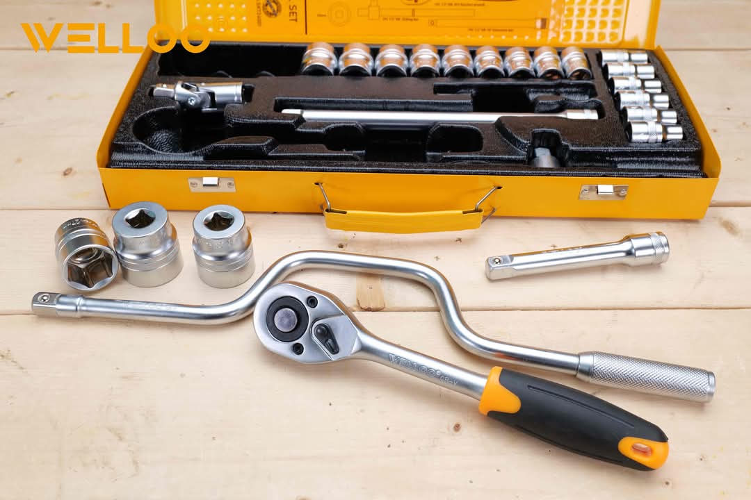 Picture of WELLOO 24pcs Heavy Duty Socket Auto Wrench Set Auto Repair Hand Tools