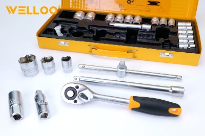 Picture of WELLOO 24pcs Heavy Duty Socket Auto Wrench Set Auto Repair Hand Tools