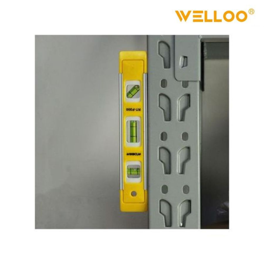 Picture of WELLOO 9"INCH MAGNETIC SPIRIT LEVEL FOR HOME MAKING MPL22540