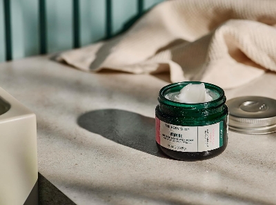 Picture of Intense Moisturizer with Vitamin E for Dry Skin - 72Hr Hydration