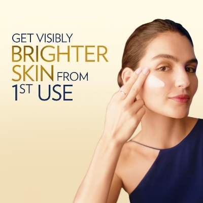 Picture of Vaseline Gluta-Hya Flawless Glow, 200ml, Serum-In-Lotion, Boosted With GlutaGlow, for Visibly Brighter Skin from 1st Use