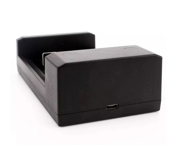 Picture of Dual Solts Smart Charger Rechargeable Lithium Battery USB Portable Charger for 32650 26650 18650 16340