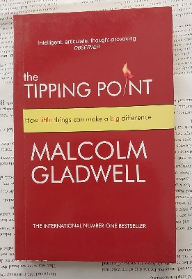Picture of The Tipping Point: How Little Things Can Make a Big Difference by Malcolm Gladwell (Paperback)