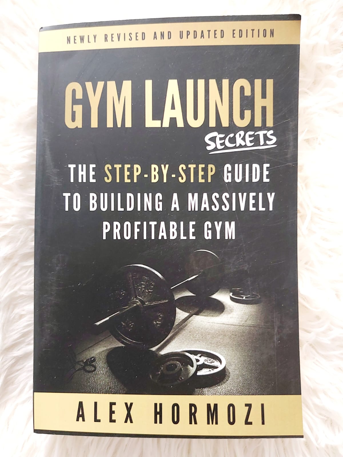 Picture of Gym Launch Secrets: The Step-By-Step Guide To Building A Massively Profitable Gym - Paperback