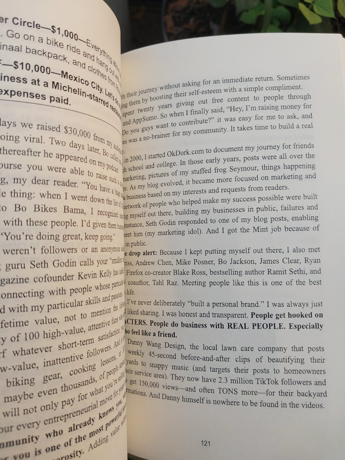 Picture of Million Dolar Weekend: The Surprisingly Simple Way to Launch a 7-Figure Business in 48 Hours - Paperback