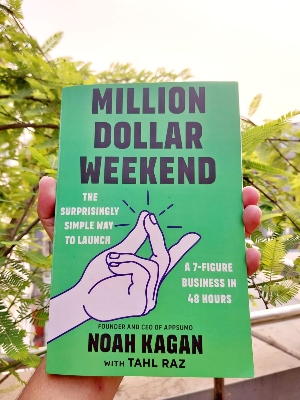 Picture of Million Dolar Weekend: The Surprisingly Simple Way to Launch a 7-Figure Business in 48 Hours - Paperback