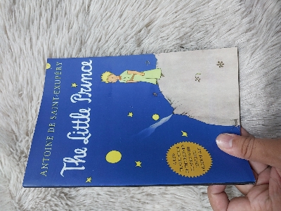 Picture of The Little Prince by Antoine de Saint-Exupéry  (Paperback Black & White Print)