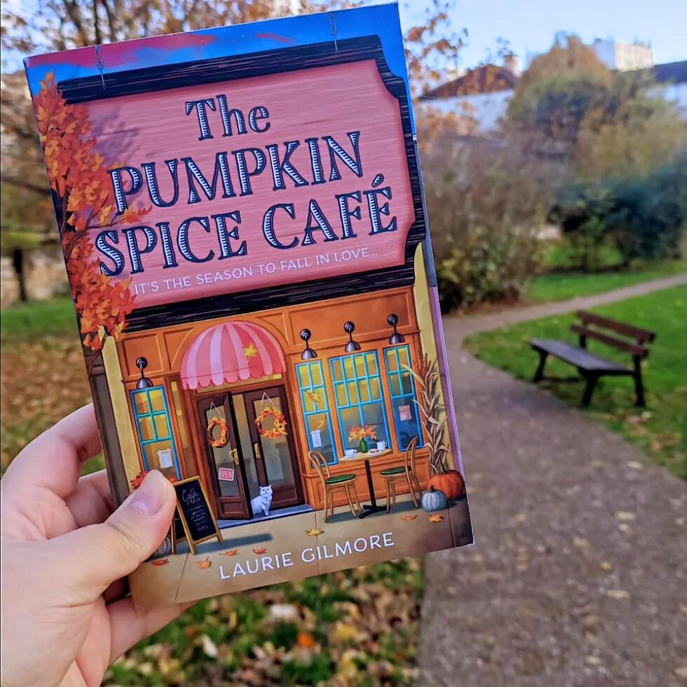 Picture of The Pumpkin Spice Café by Laurie Gilmore