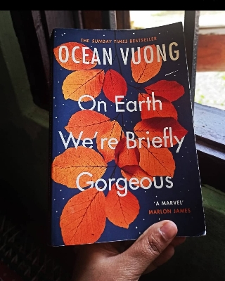 Picture of On Earth We're Briefly Gorgeous by Ocean Vuong - Paperback
