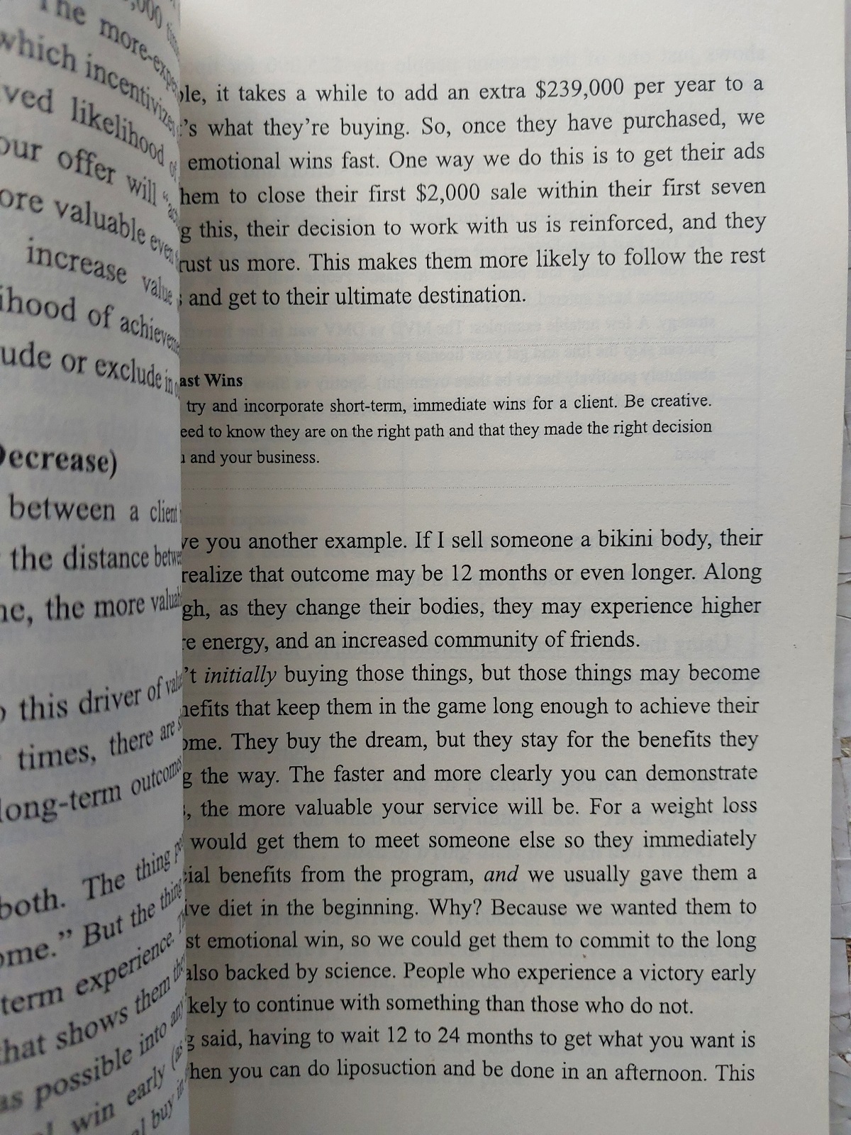 Picture of $100M Offers: How To Make Offers So Good People Feel Stupid Saying No by Alex Hormozi - Paperback