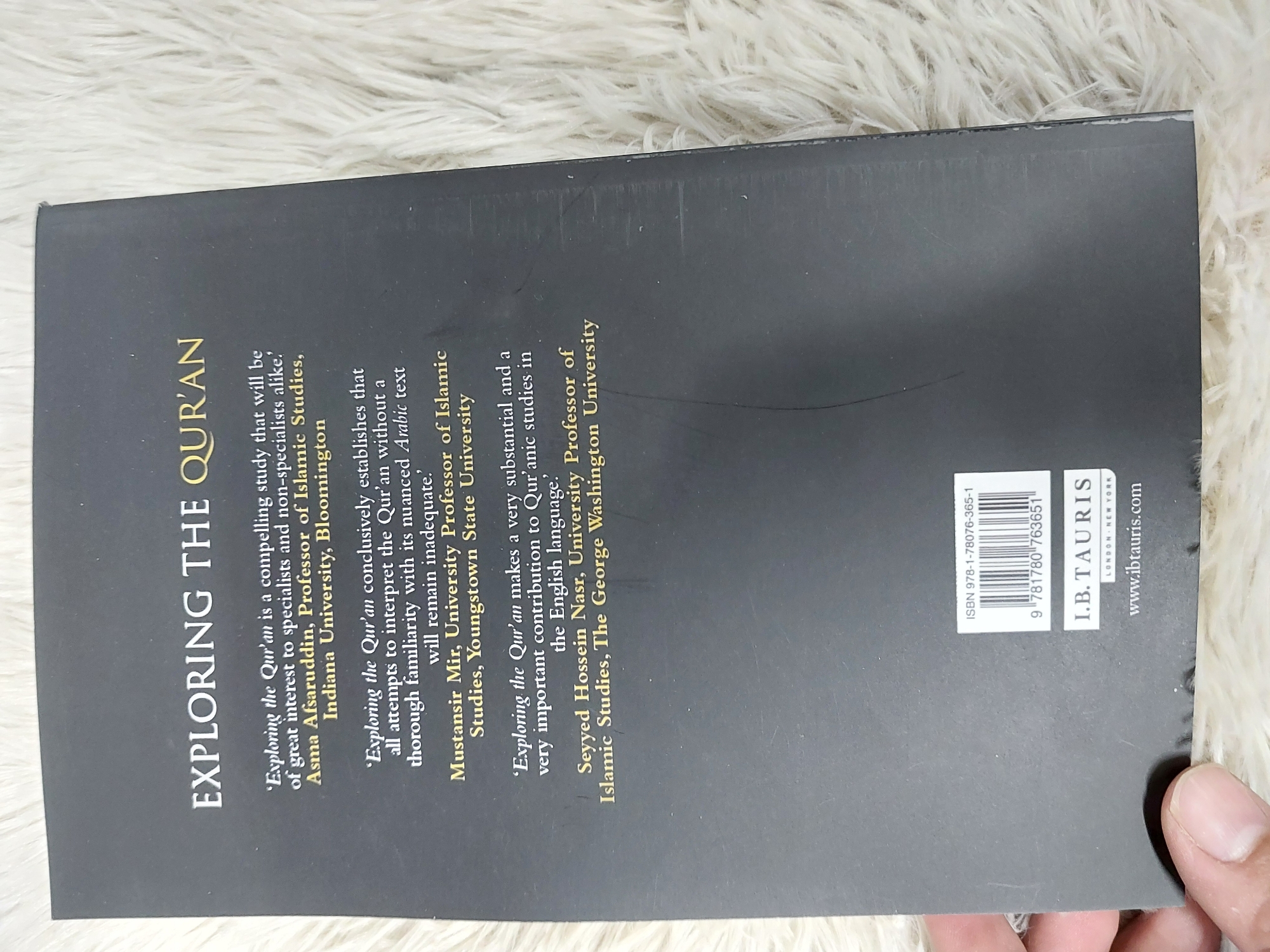 Picture of Exploring the Qur'an: Context by Muhammad Abdel Haleem (Premium Paperback)