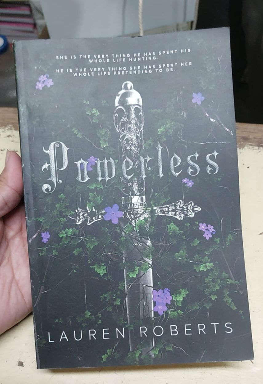 Picture of Lauren Roberts Three Books Set (Powerless ,Reckless & Powerful) - Local Print - Paperback