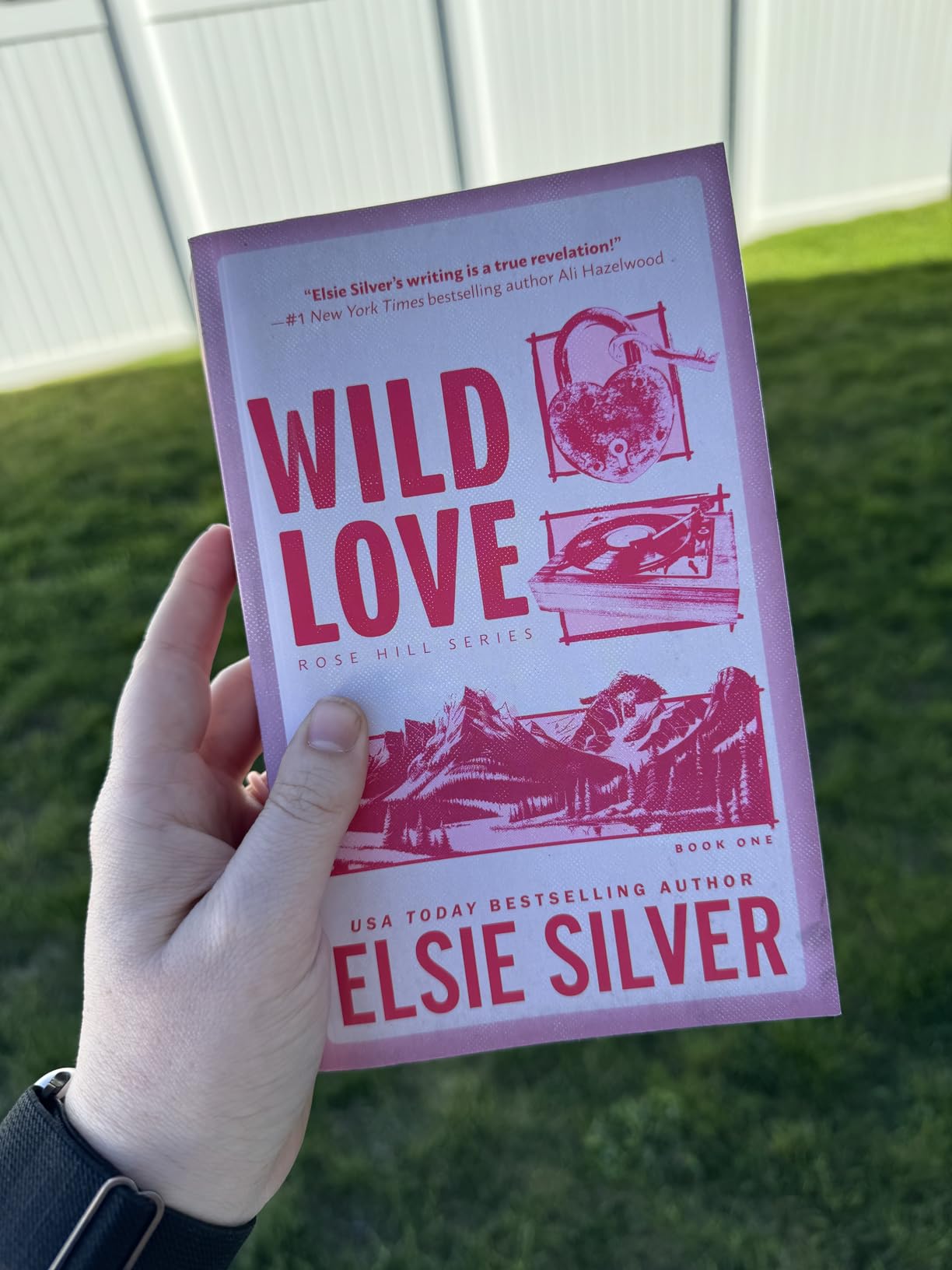 Picture of Wild Love Book by Elsie Silver (Premium Quality Paperback)