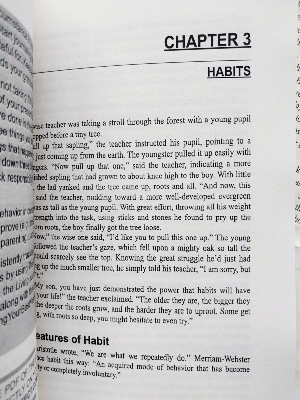 Picture of The Compound Effect Book by Darren Hardy
