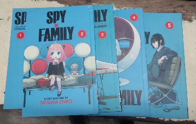 Picture of Spy x Family Collection Set Volumes 1-5 by Tatsuya Endo (Paperback)