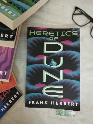 Picture of Heretics of Dune Novel by Frank Herbert (Paperback)