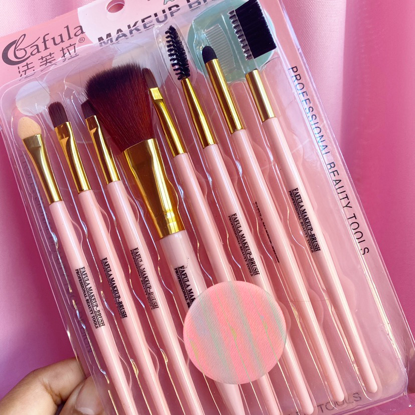 Picture of Makeup Brush Kit - 9 Pieces - with puff