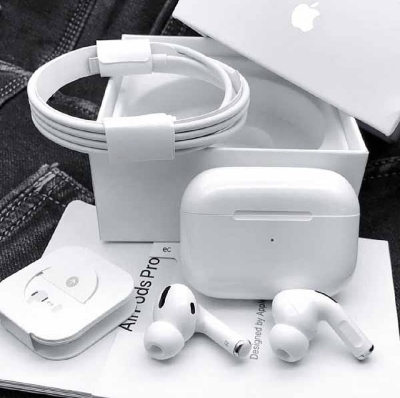 Picture of Pro 2nd Gen Headphone Wirelesses Bluetooth  sound extra bass quality full bet sound+pop,, tuyp c chargine put divice