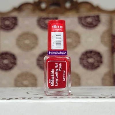 Nail polish for women Miss & Mrs Shade - 85
