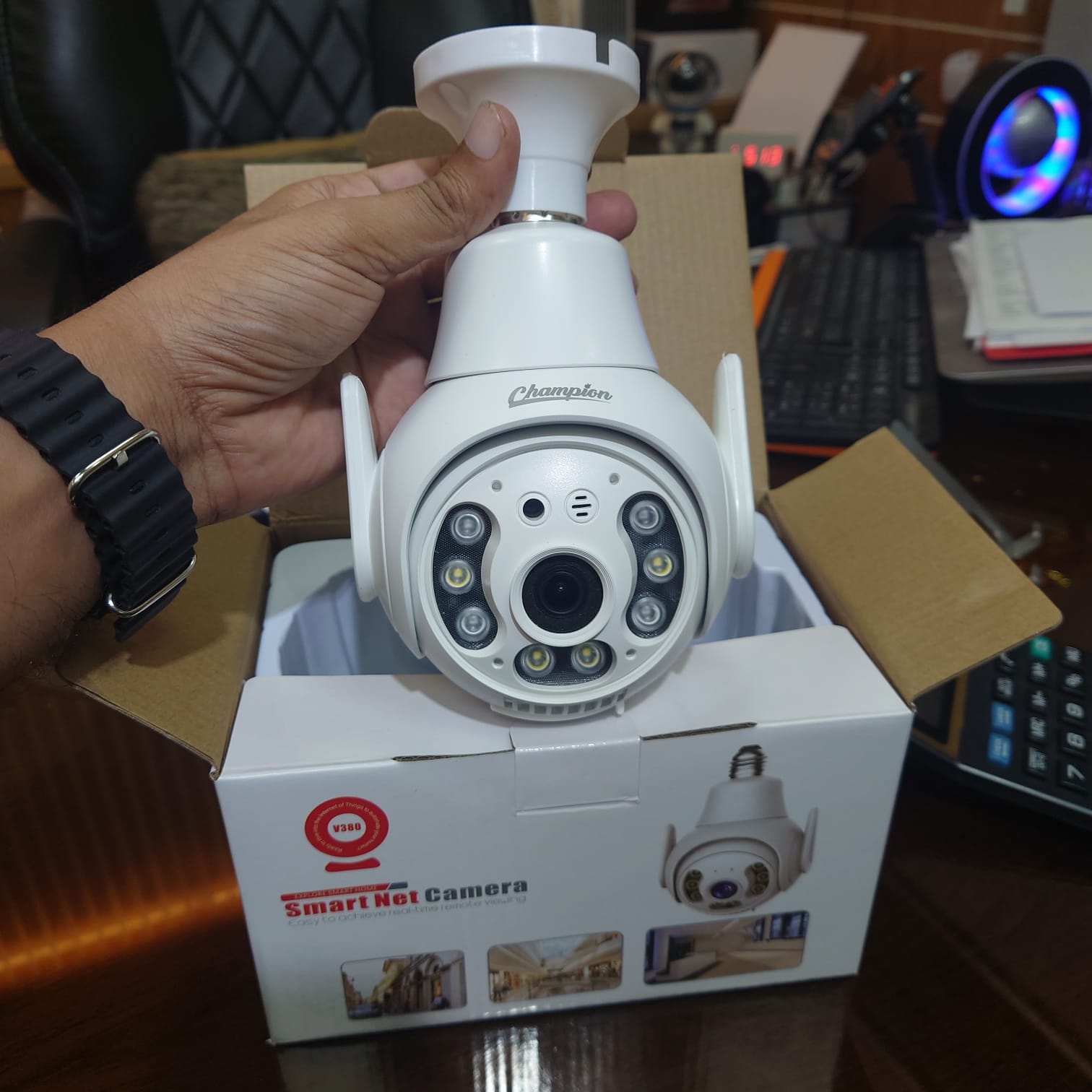Picture of Waterproof Bulb WIFI IP Camera Single Lens