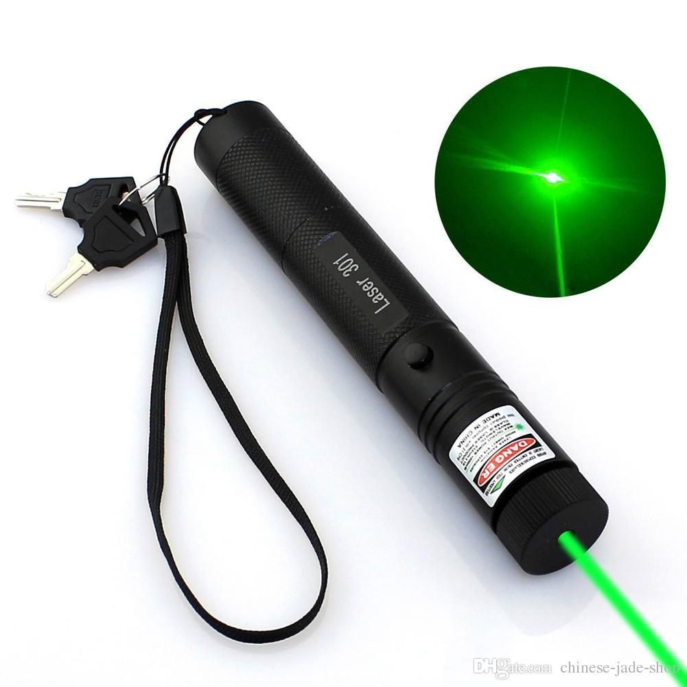 Picture of Green Laser Pointer (Laser light) 10km Adjustable Focus (Professional)
