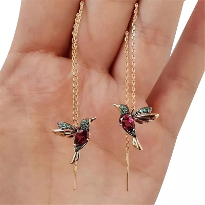 Picture of Ladies earring cute bird  earrings
