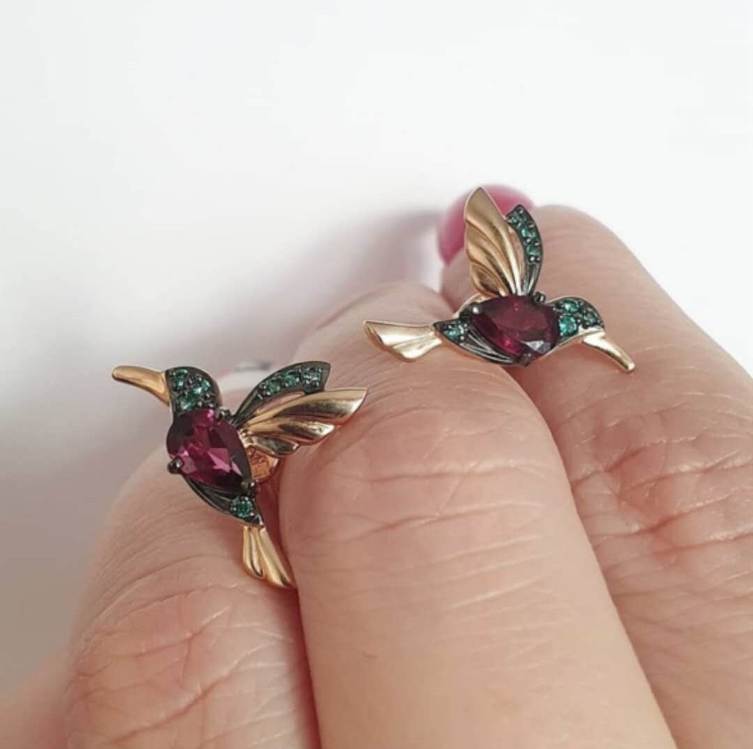 Picture of Ladies earring cute bird  earrings