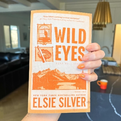 Picture of Elsie Silver 2 Books Collection Set (Wild Love & Wild Eyes) - Premium - Paperback