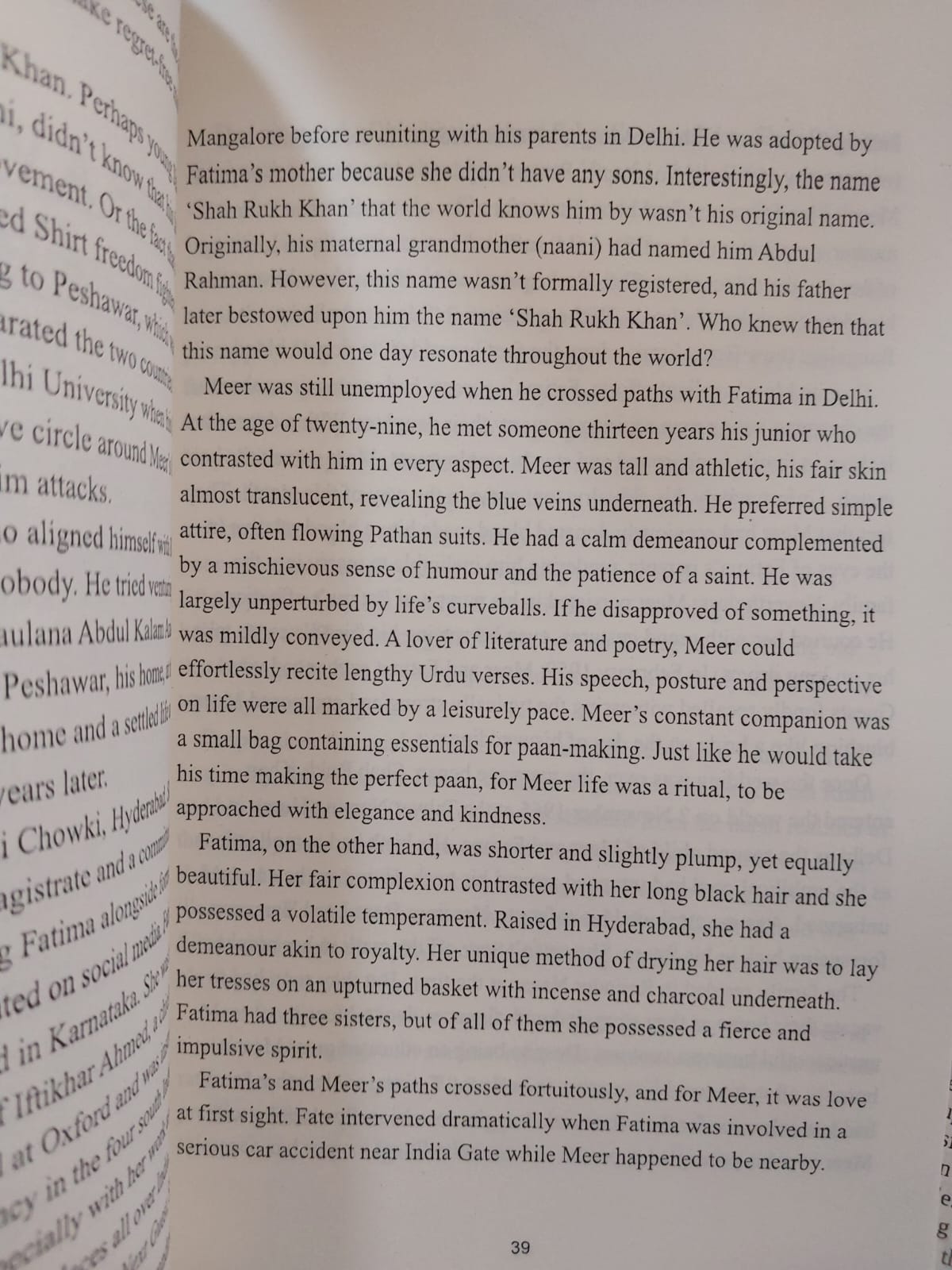 Picture of SHAH RUKH KHAN: Legend, Icon, Star by Mohar Basu - Premium - Paperback