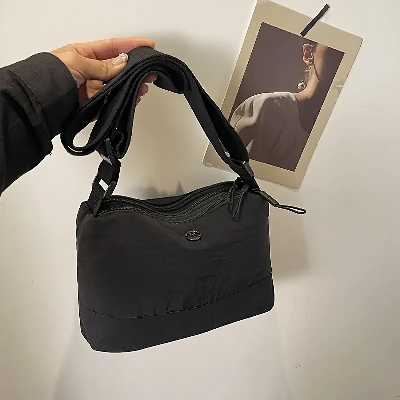 Picture of CASUAL CROSSBODY BAGS FOR WOMEN
