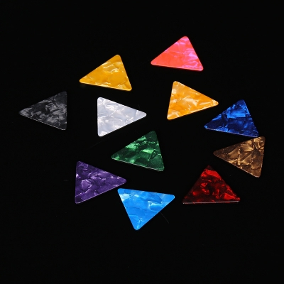 Picture of 1pcs Triangle Guitar Picks Medium 0.75mm
