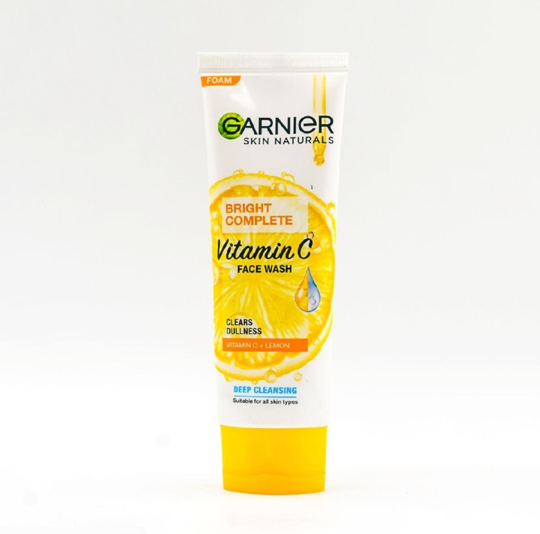 Picture of Garnier Bright Complete Vitamin C Face Wash,100g