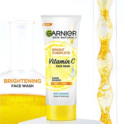 Picture of Garnier Bright Complete Vitamin C Face Wash,100g