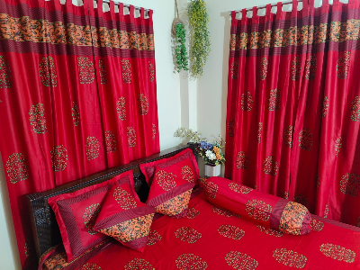 Picture of Block Bed Sheet With Two Pillow Covers