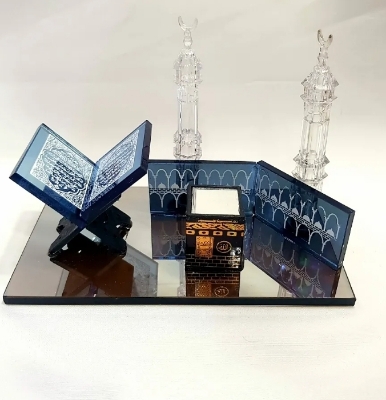 Picture of Glass Kaaba Gohar Islamic Showpiece FOR ROOM DECORATION