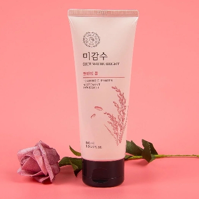 Picture of The Face Shop Rice Water Bright Facial Foaming Cleanser 150ml