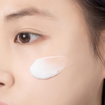 Picture of Alpha Arbutin Glutathione Whitening Cream 45ml