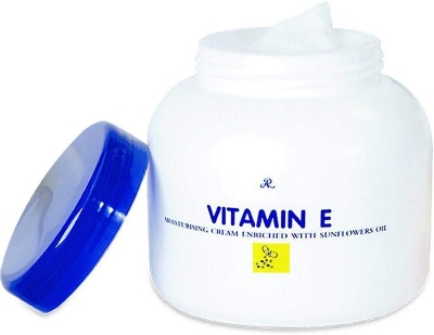 Picture of AR Vitamin E Moisturizing Cream Enriched With Sunflower Oil 200ml