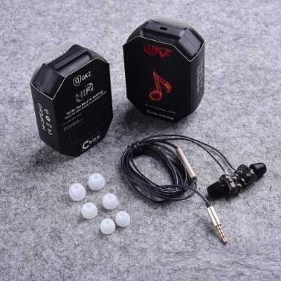 Picture of QKZ DM10 Zinc Alloy HiFi Earphone In Ear Earphones