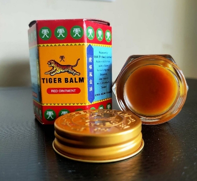 Picture of Tiger Balm Red Ointment Pain Relief Muscle Soreness Arthritis Rub 19.4 Gm