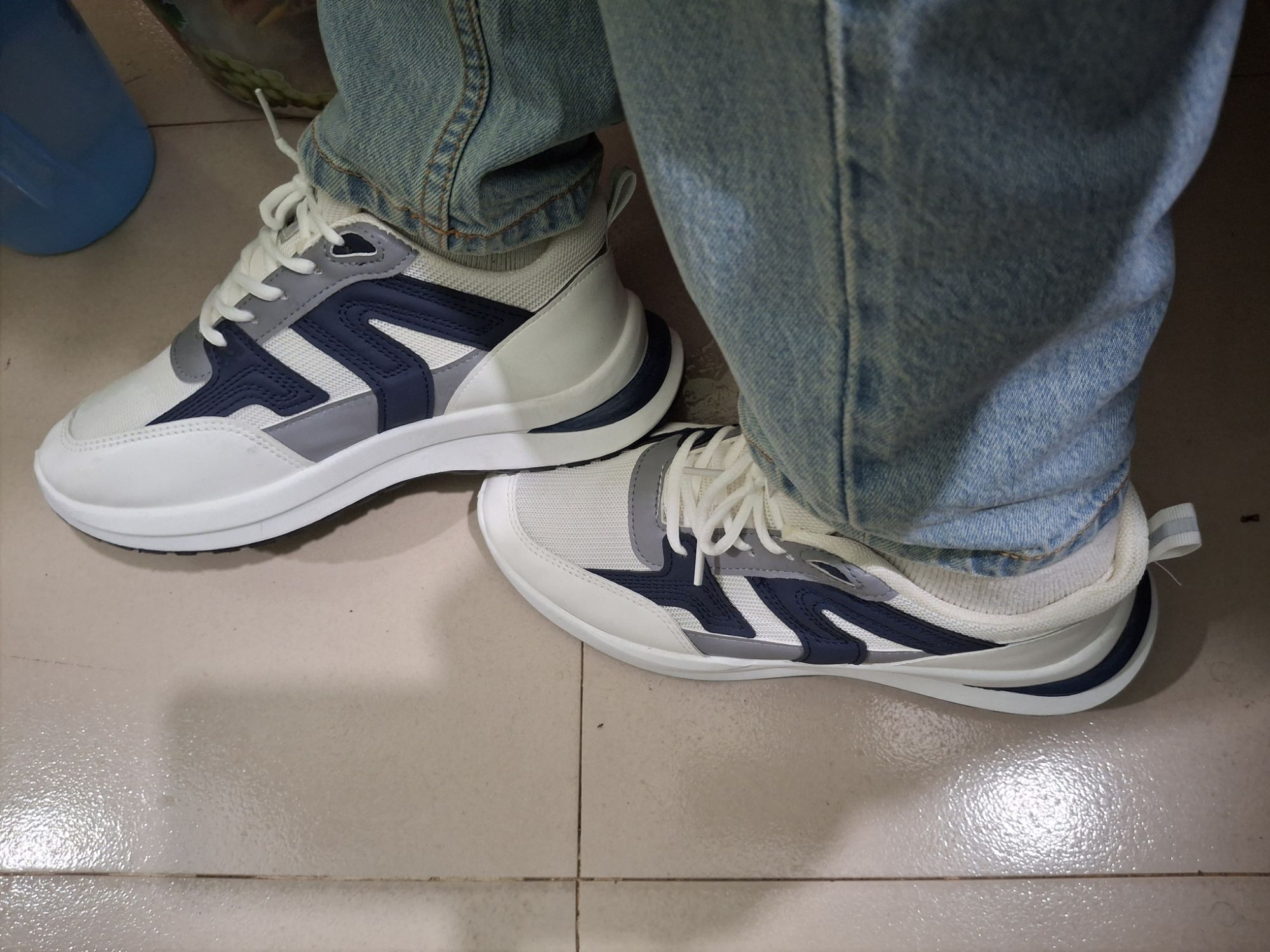 Picture of Summer new sneakers foreign trade wholesale trendy fashion casual shoes students soft sole comfortable low-top breathable forrest shoes