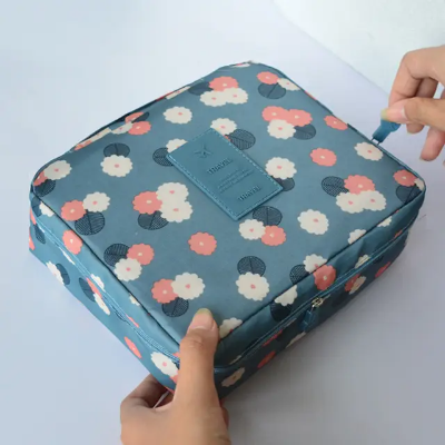 Picture of Travel Cosmetic Makeup Organizer Bags for Toiletrys under garments Makeup Organizing for Girl Women Outdoor Waterproof Make Up Case pouch