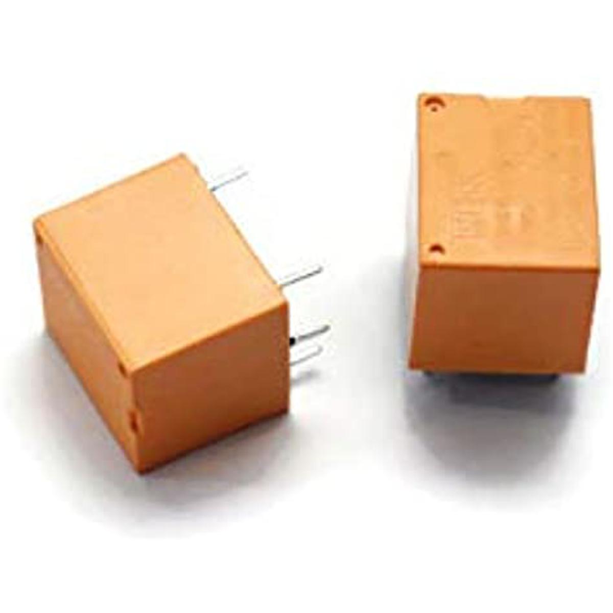 Picture of 12V SPDT - 7A 250V AC PCB Type Relay (1 pcs)