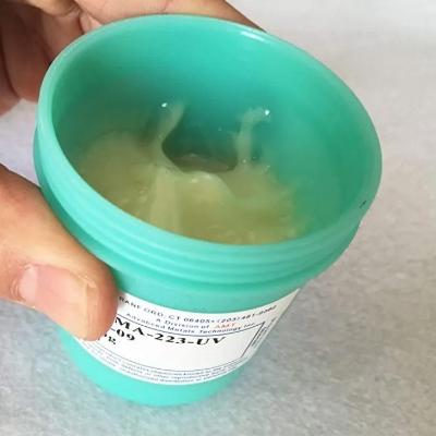 Picture of RMA-223-UV 18gm Soldering Flux Welding Paste Solder Paste Advance Quality Tin Lead Solder Rosin Flux Gel